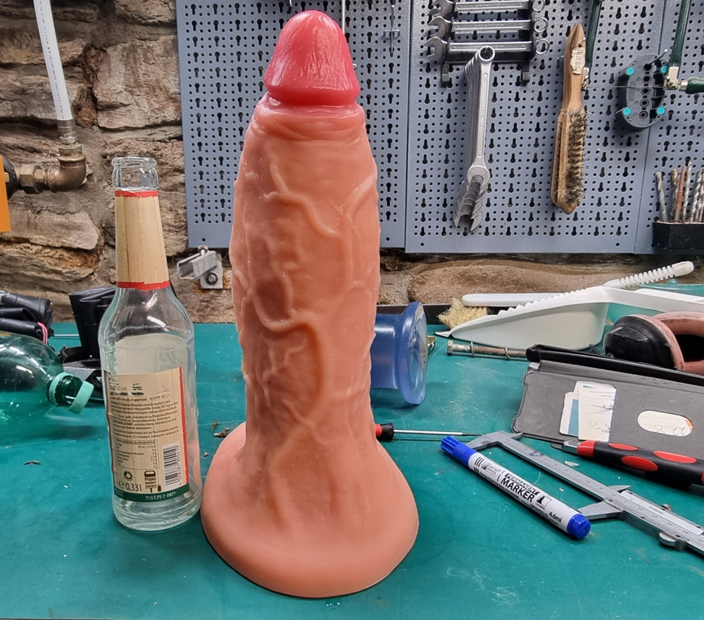 First ride on my new 9,4cm wide dildo #2