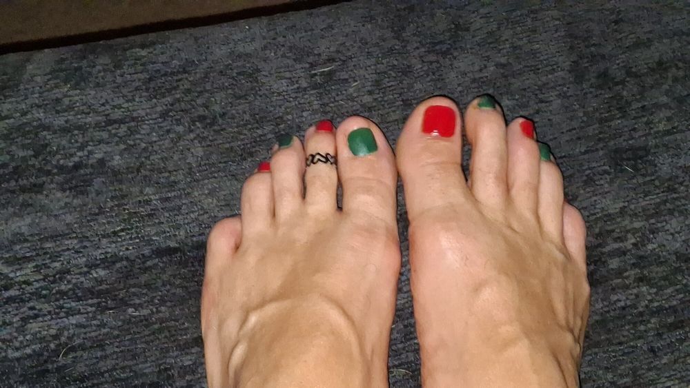 My Christmas pedicure toes #22