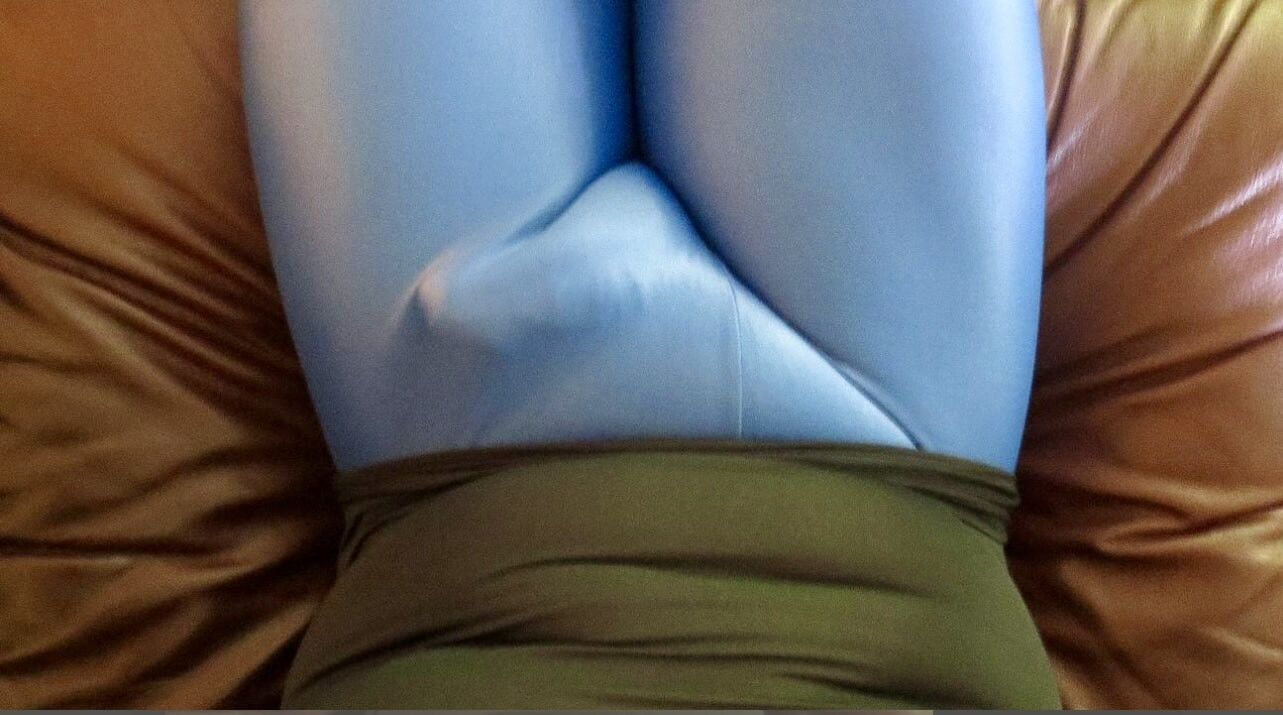 Spandex bulges 
