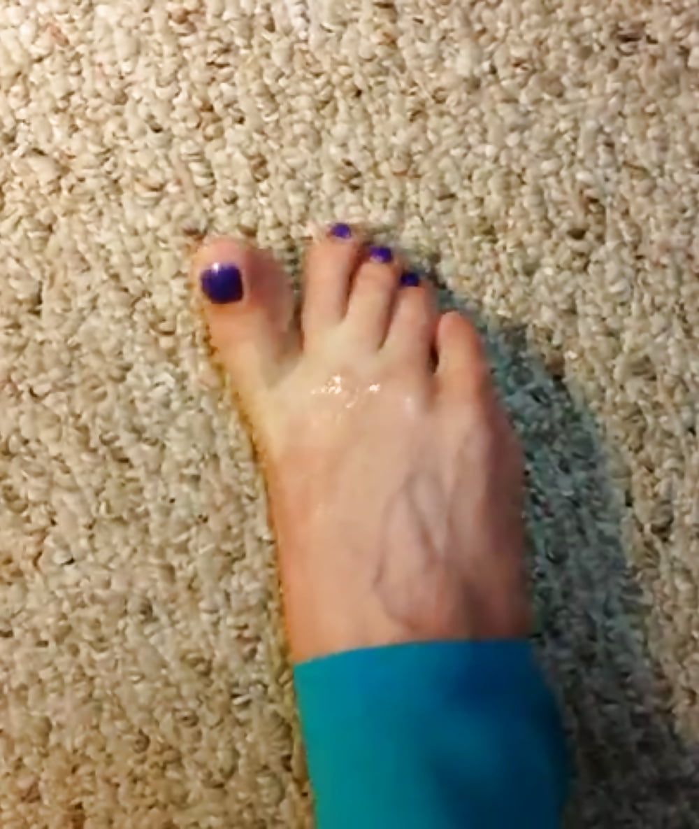 Cum Through Leggings On Feet #16