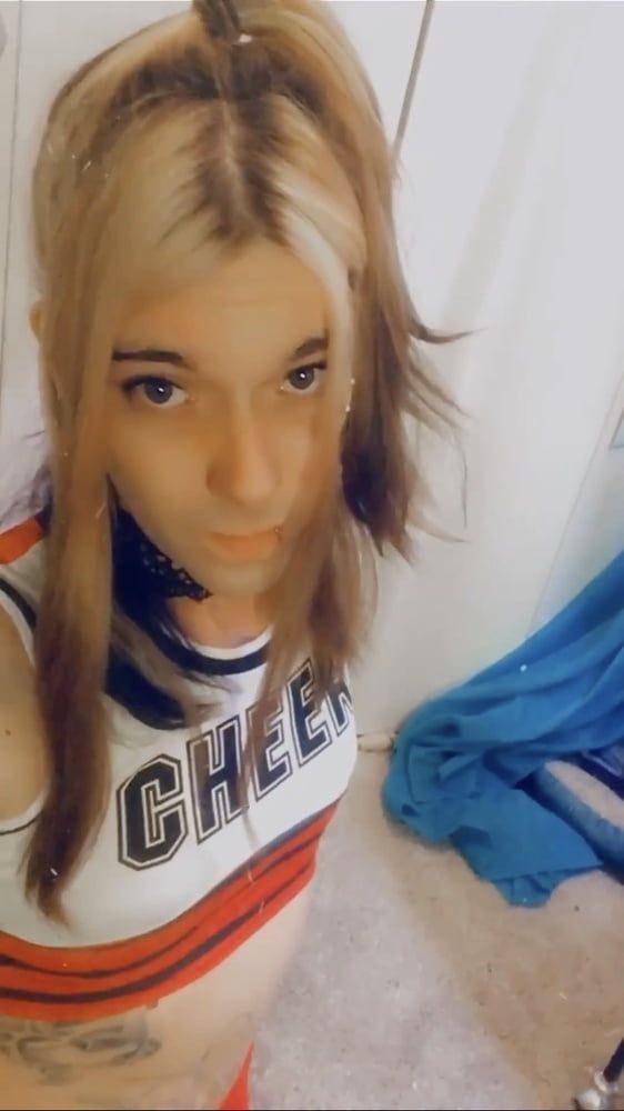 Sexy Cheerleader #45