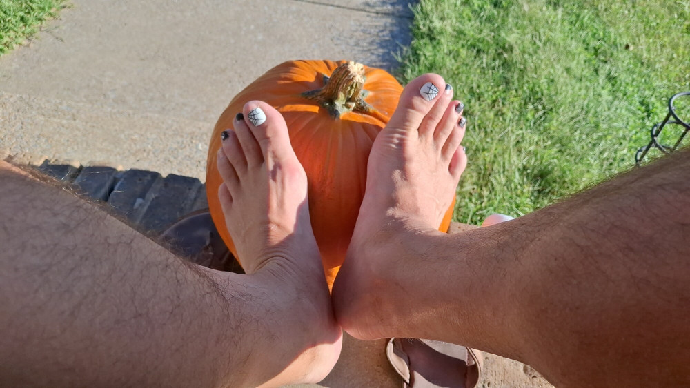 Pumpkin feet #24