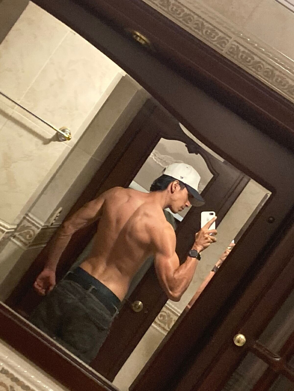 Oliver Bennet Free Photos #57