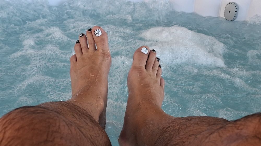 My wet steamy pedicured feet #7