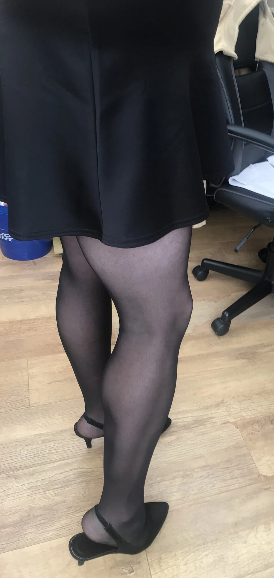 sissy showing her cock in black Seamless pantyhose #5