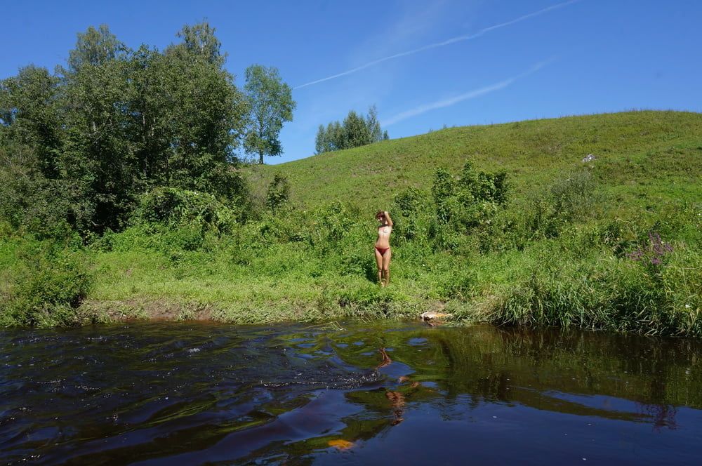 Nude walk upon river #4