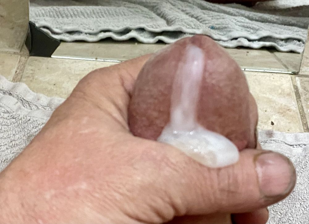 Close Up Cumming #14