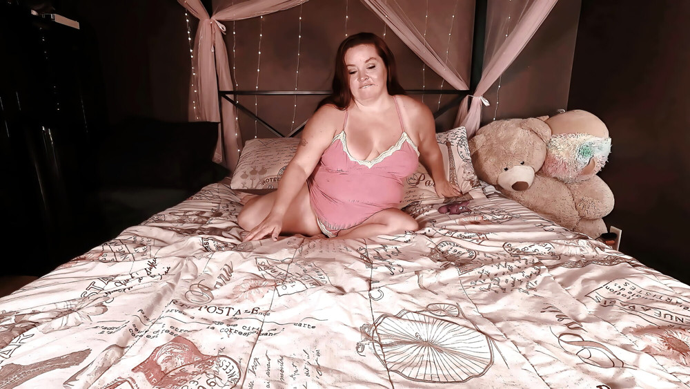 In Pink Pussy Play Photoset #5