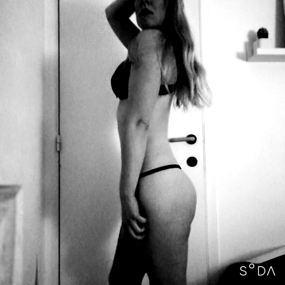 blonde small body #29