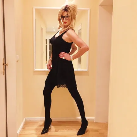 crossdresser         