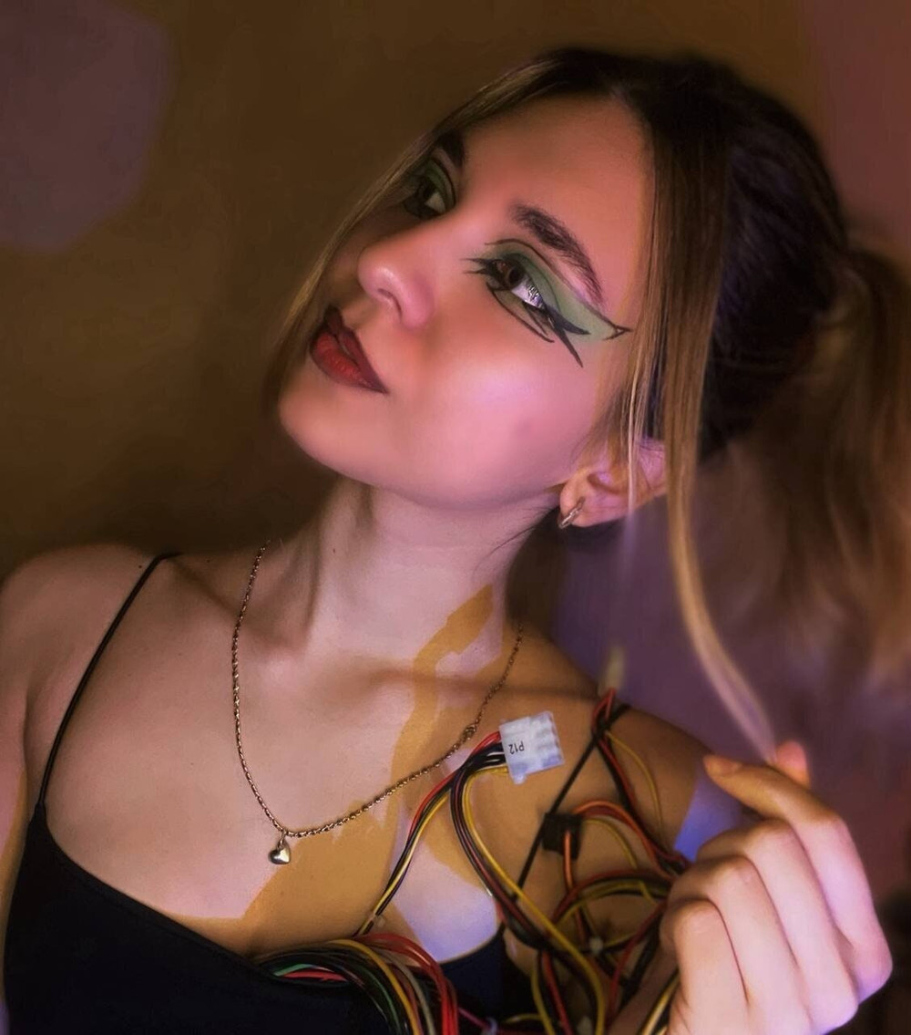 Cassandra Free Photos #14