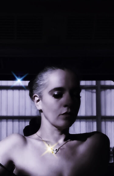Cherry Knoxx Exposes It All – On A Train Ride #9