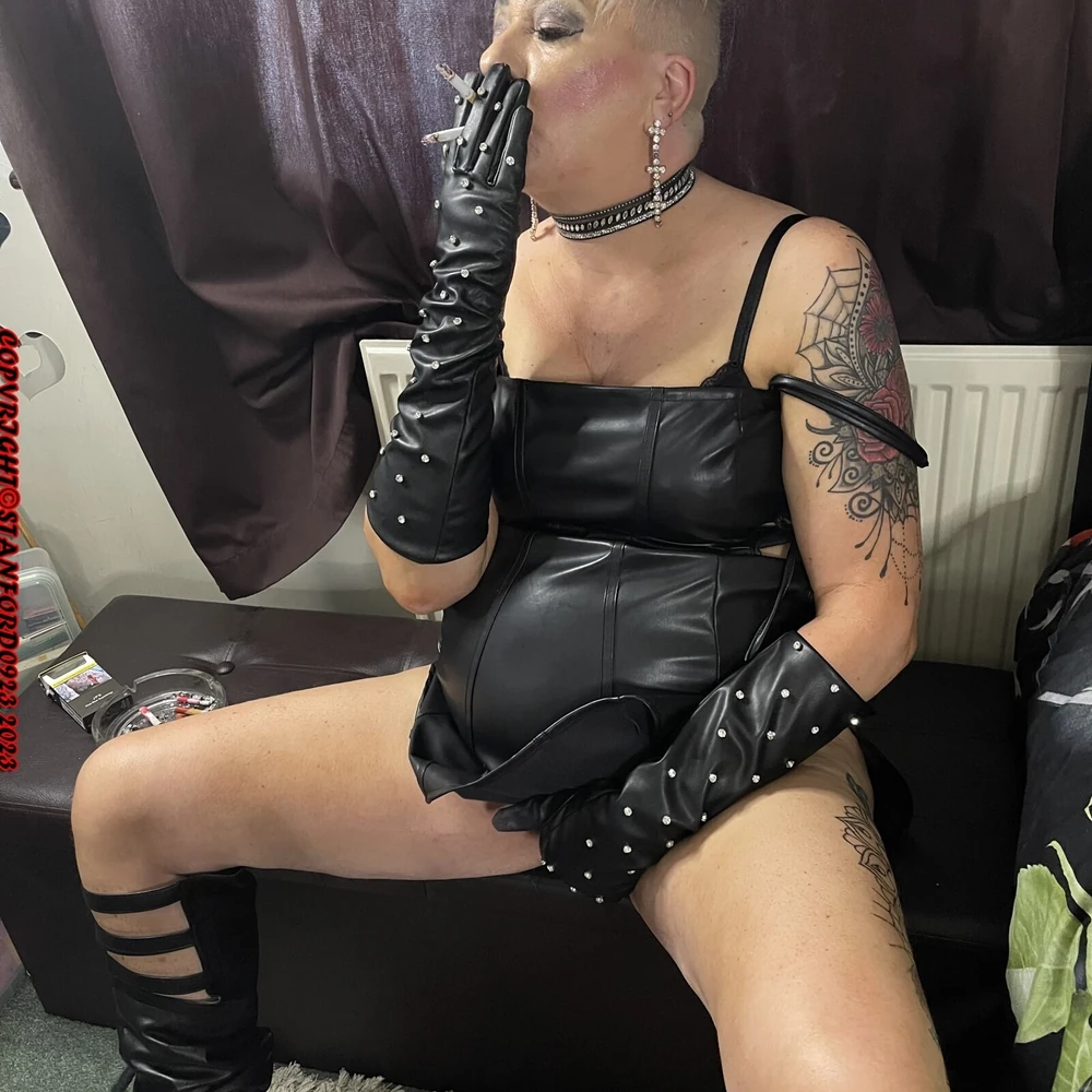 SHIRLEY I AM A WHORE WHO LOVES SMOKING FUCKING #6