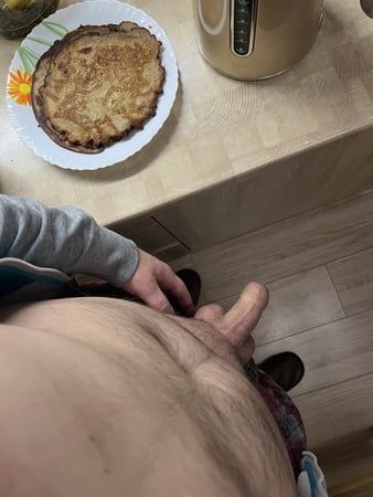 Photo for my subscribers with my cock close up
