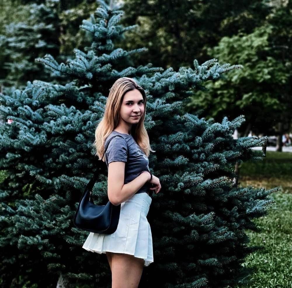 Cassandra Free Photos #20