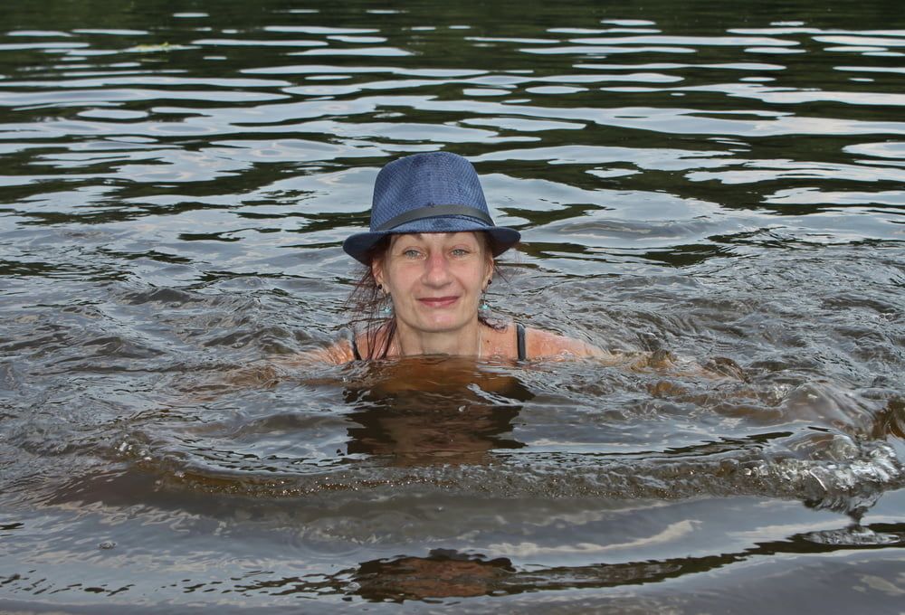 Bathing in Timiryazev-pond #20