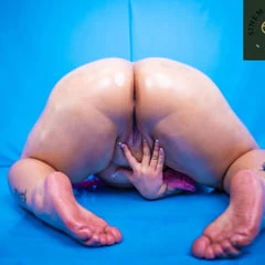 Thick Asian Girl Poses Nude PT3