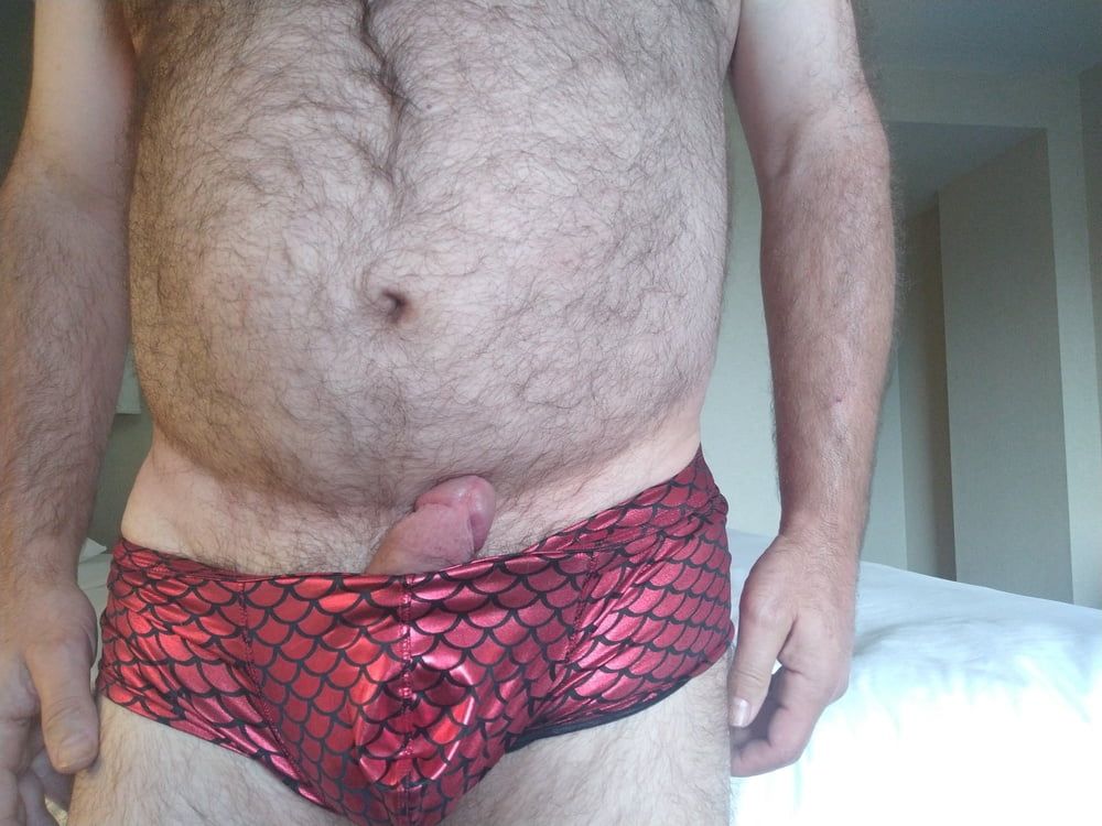 Red underwear peeking pics! #5