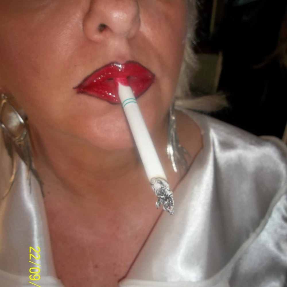 SHIRLEY SLUT 284