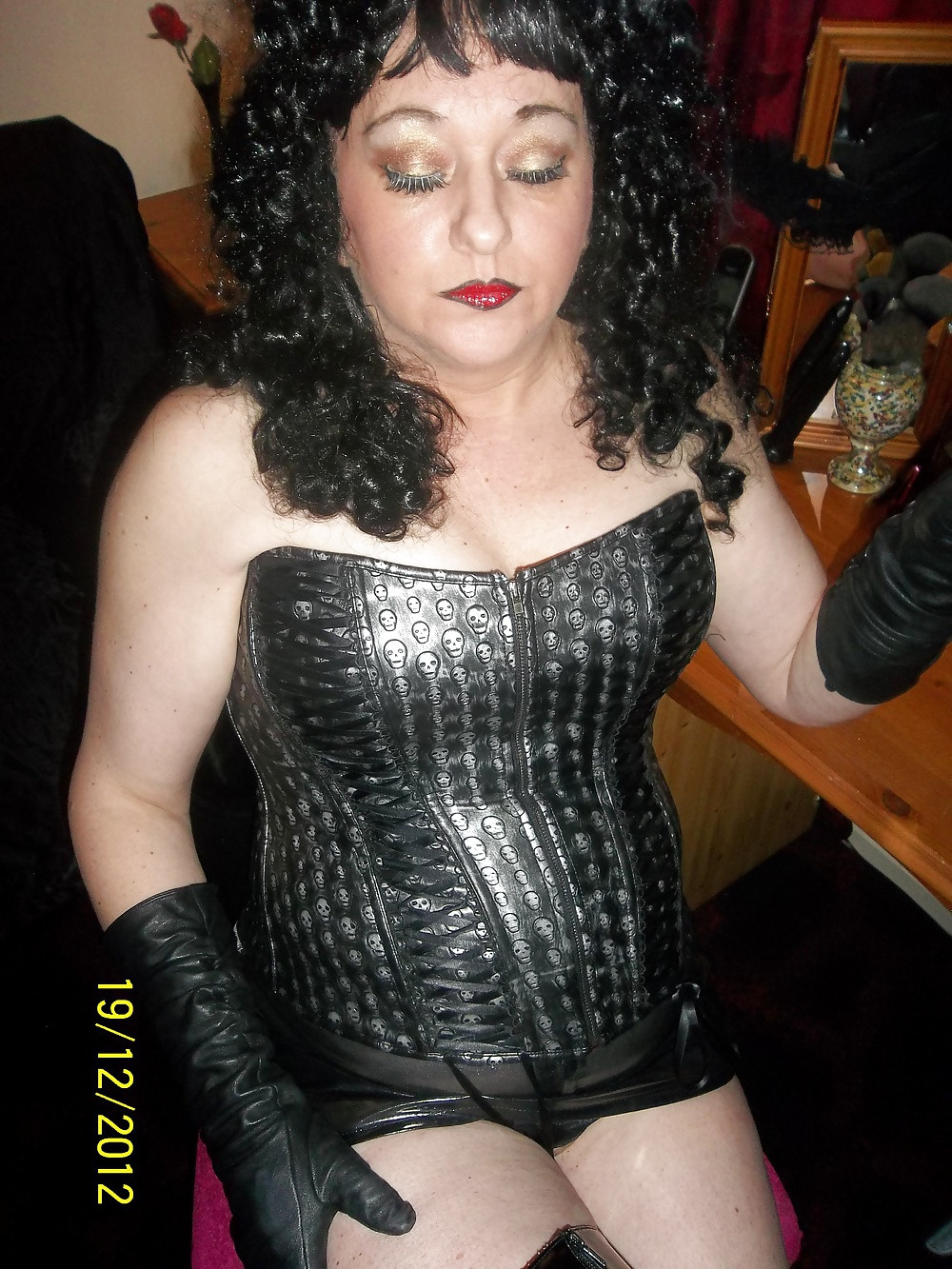 SHIRLEY SMOKING,SPUNK,SEX #10