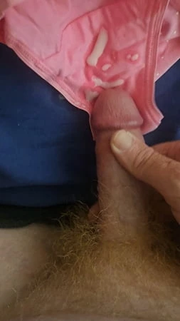 Chiloții fiicelor mele vitrege au nevoie de spermă