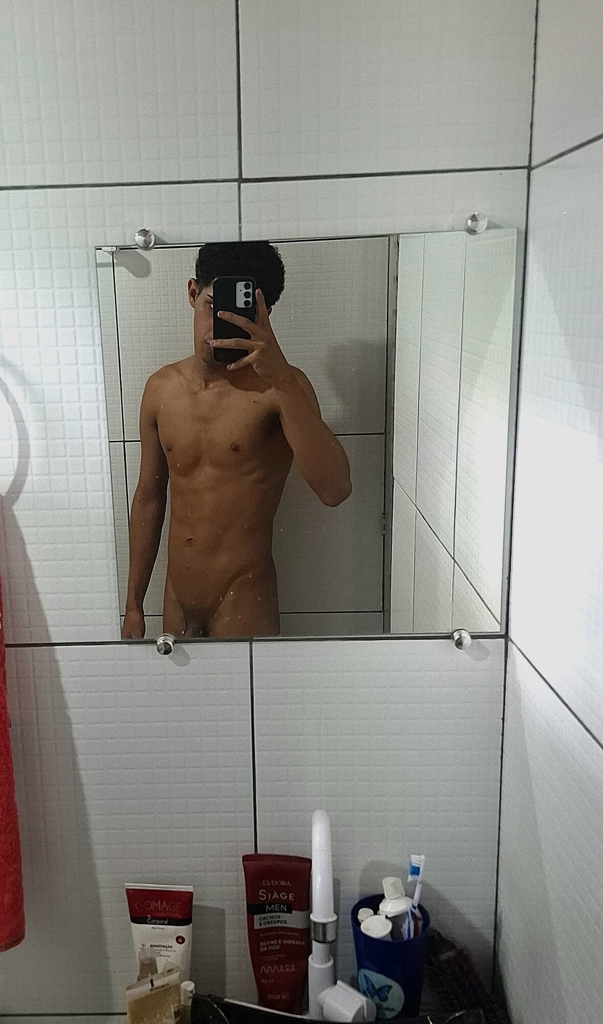 Exclusive personal photos.