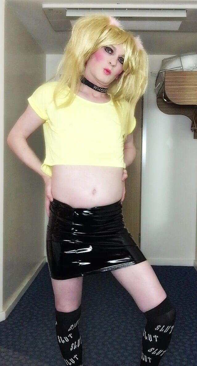 Sissy in yellow and pink #19
