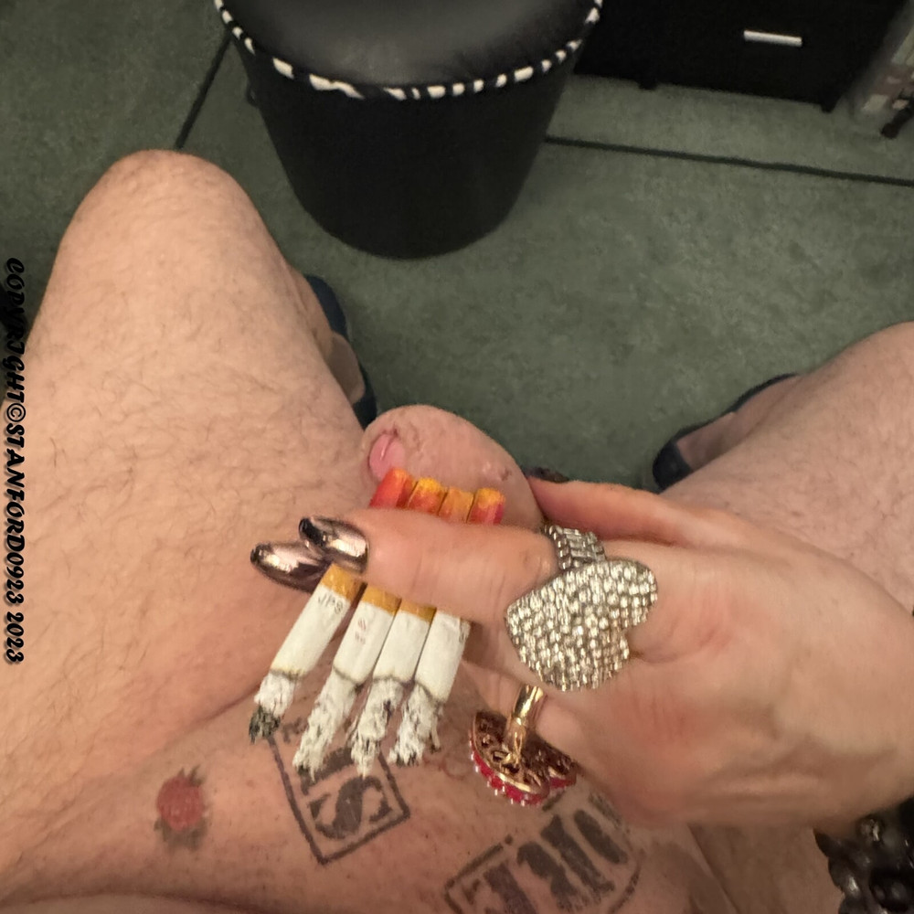 CHAIN SMOKING SHIRLEY #11