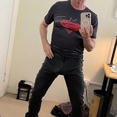 Bat at stripchat