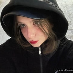 Eva Free Photos