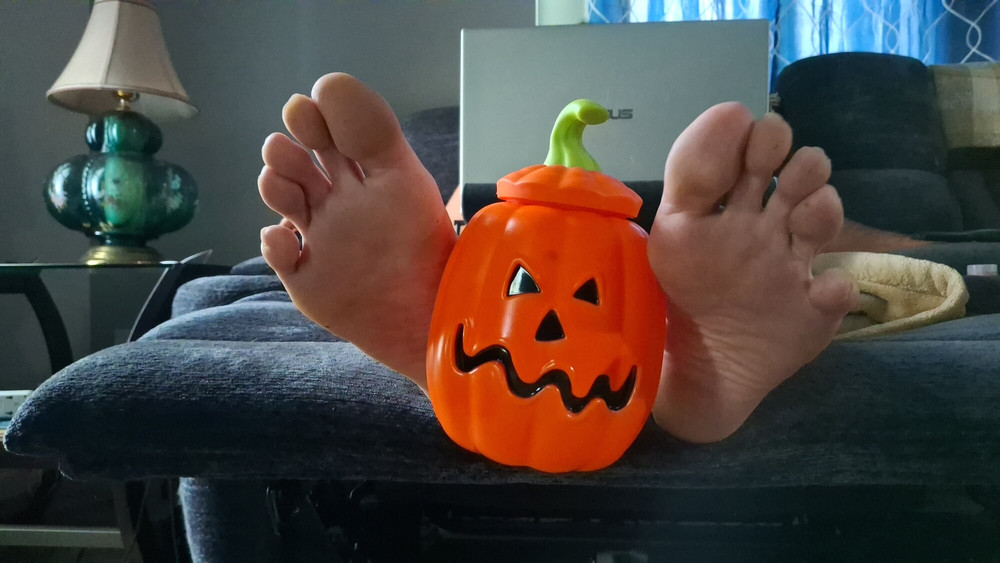 My feet are ready for Halloween are yours? #10