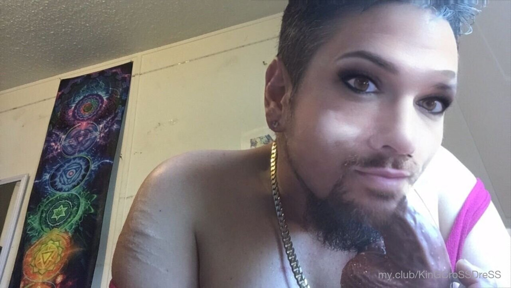 KinG Of CroSSDreSS Free Photos #45