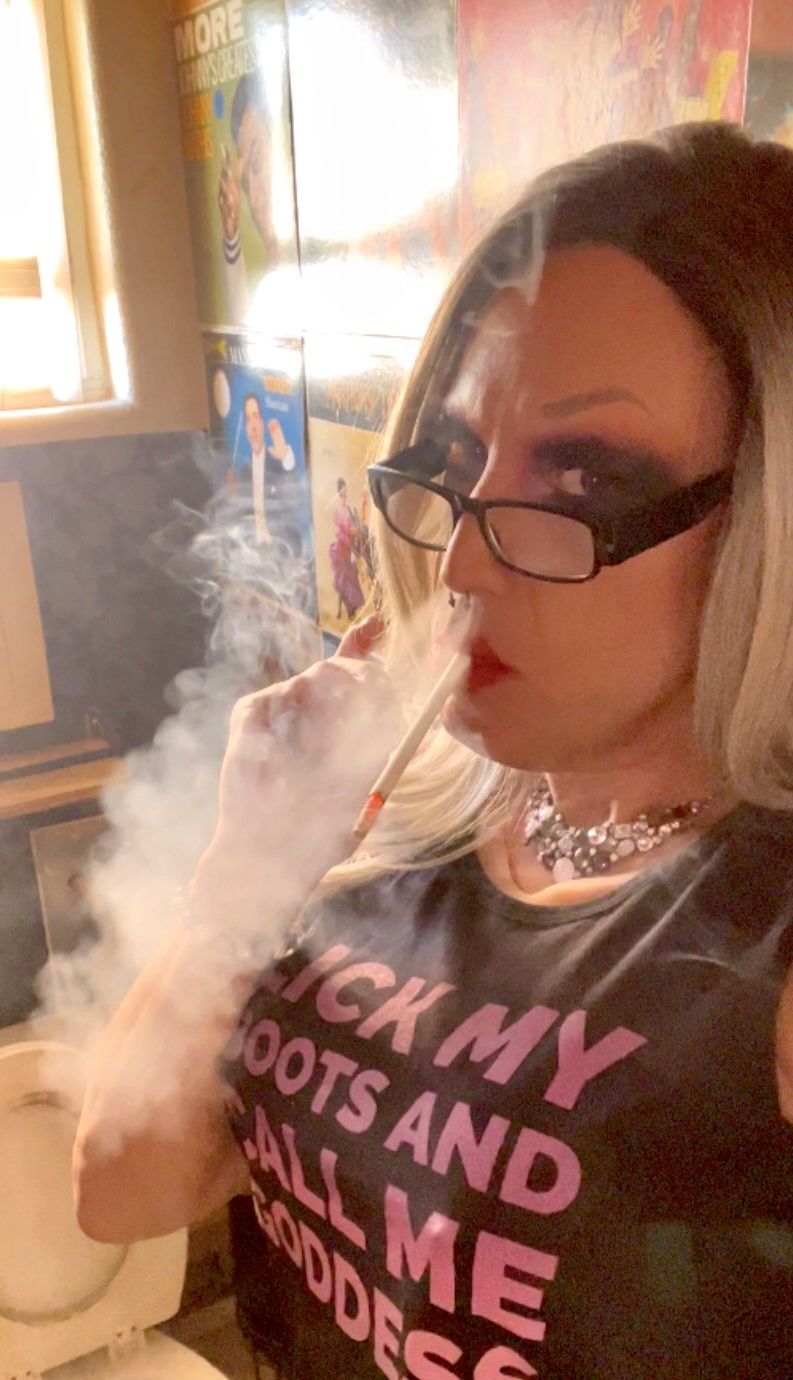 Trans Goddess Smoking Fetish #31