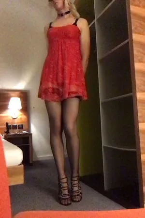 young blonde crossdresser         