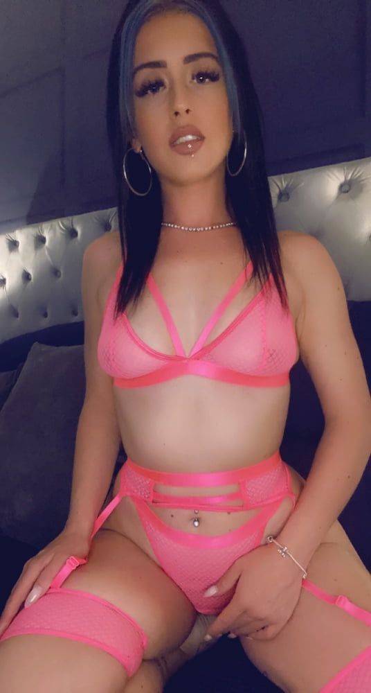 Sydney in hot pink looking sexy 