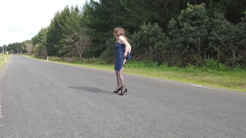 Crossdress road trip-follow the river #23