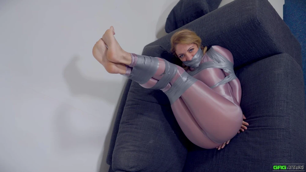 Alba - Glossy Bondage #6