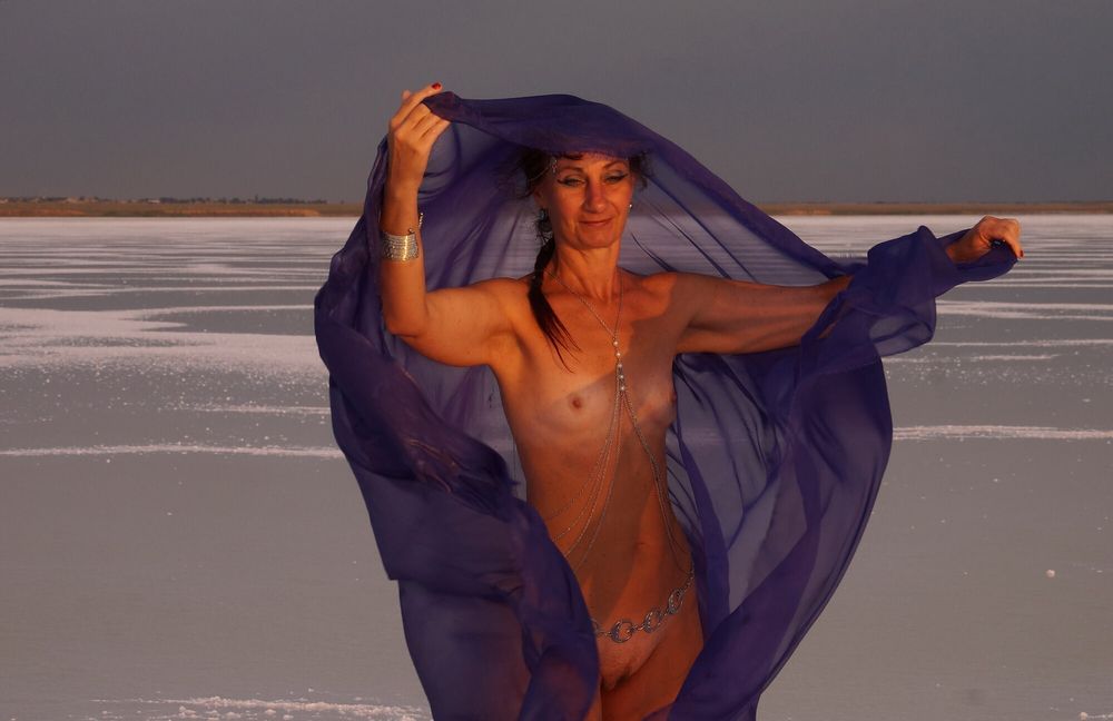 On Sunset-Light with DeepBlue Shawl on Salt- Lake #8