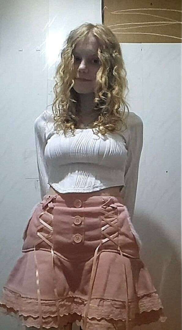 Kira Free Photos #54