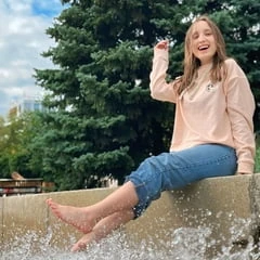 Laura Free Photos