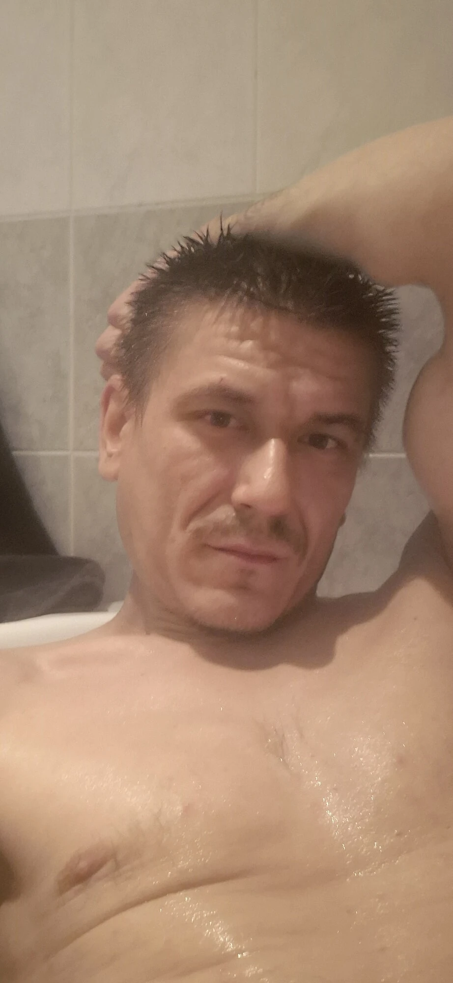 Me(1)