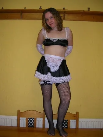 sexy french maid         