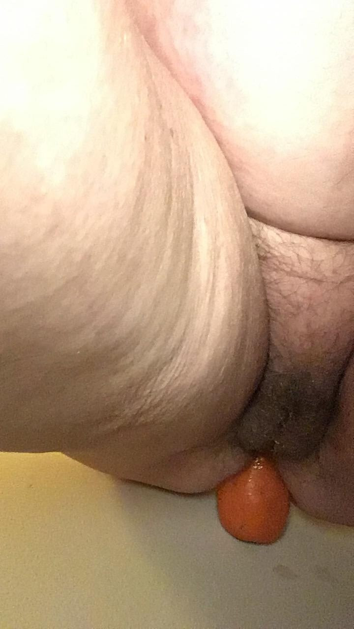 Granny Rose 75yo Posing #33