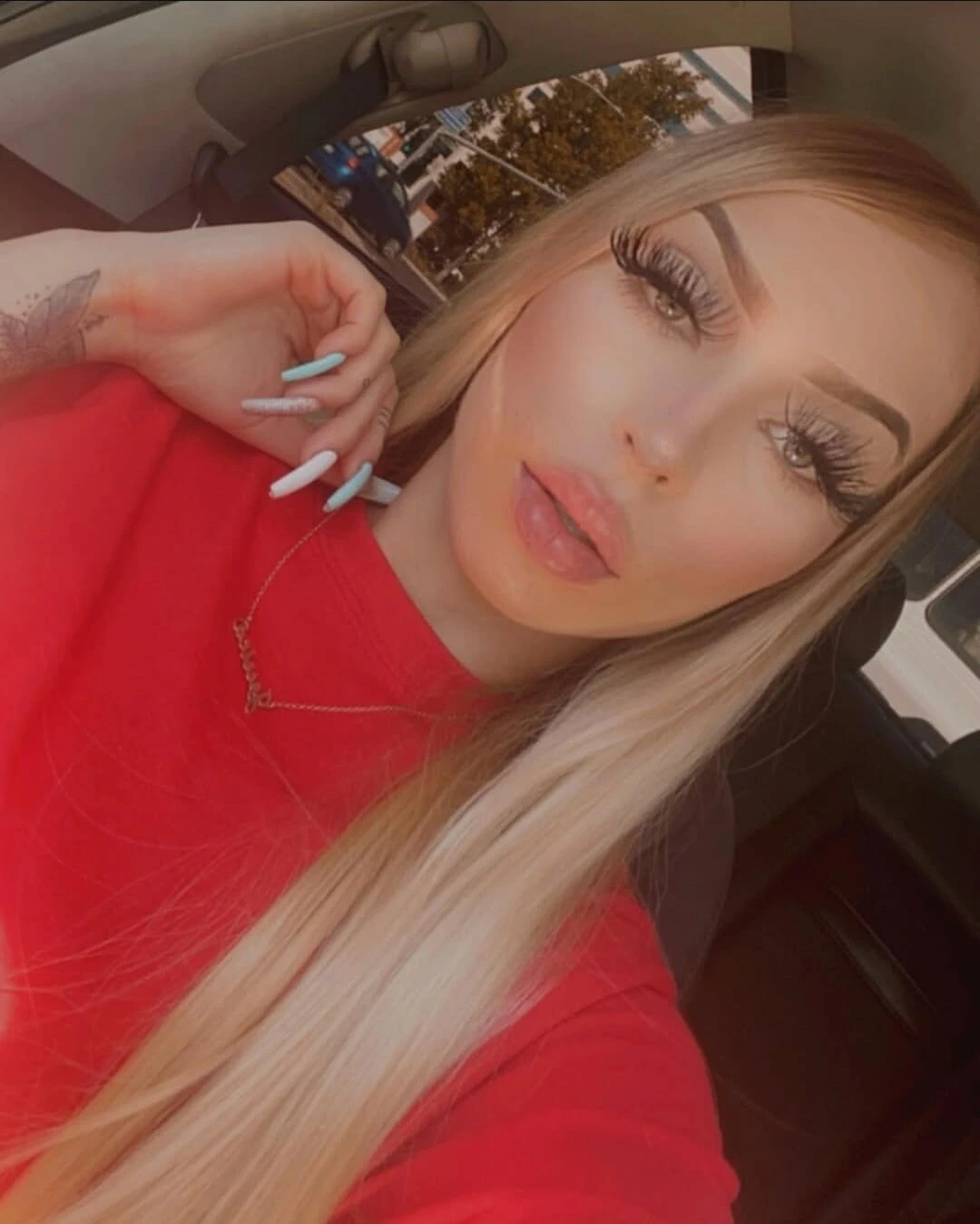 Goddess yessy princess feet