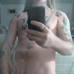 Full body pic