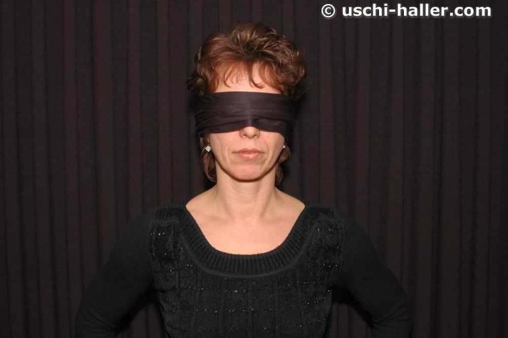 Photo shoot with the submissive MILF Angie blindfolded #3