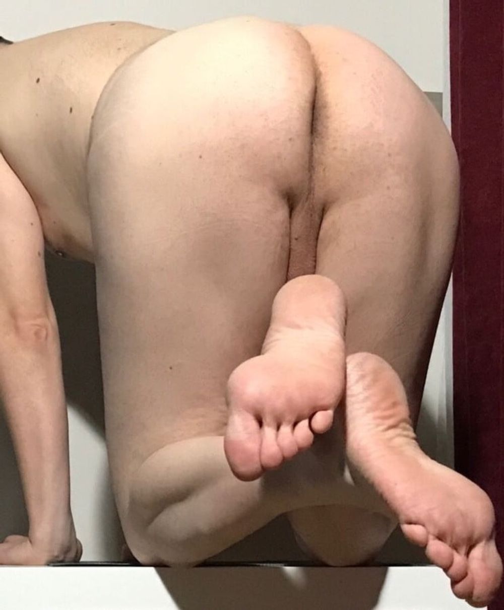 My sexy ass and feet at your service #13