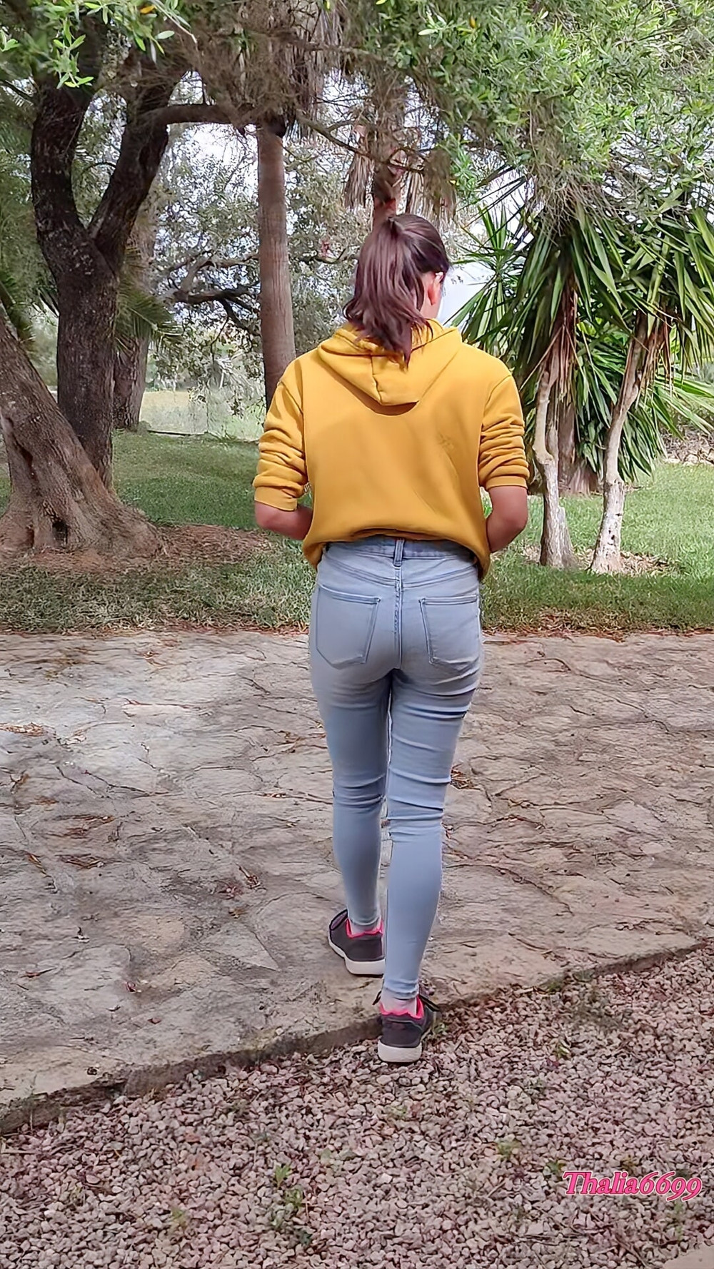 Afternoon striptease at the chalet ☀️ #2