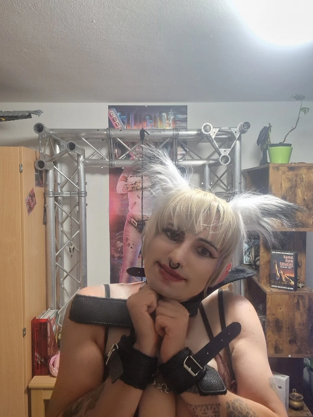 cute & blond Alicia #5