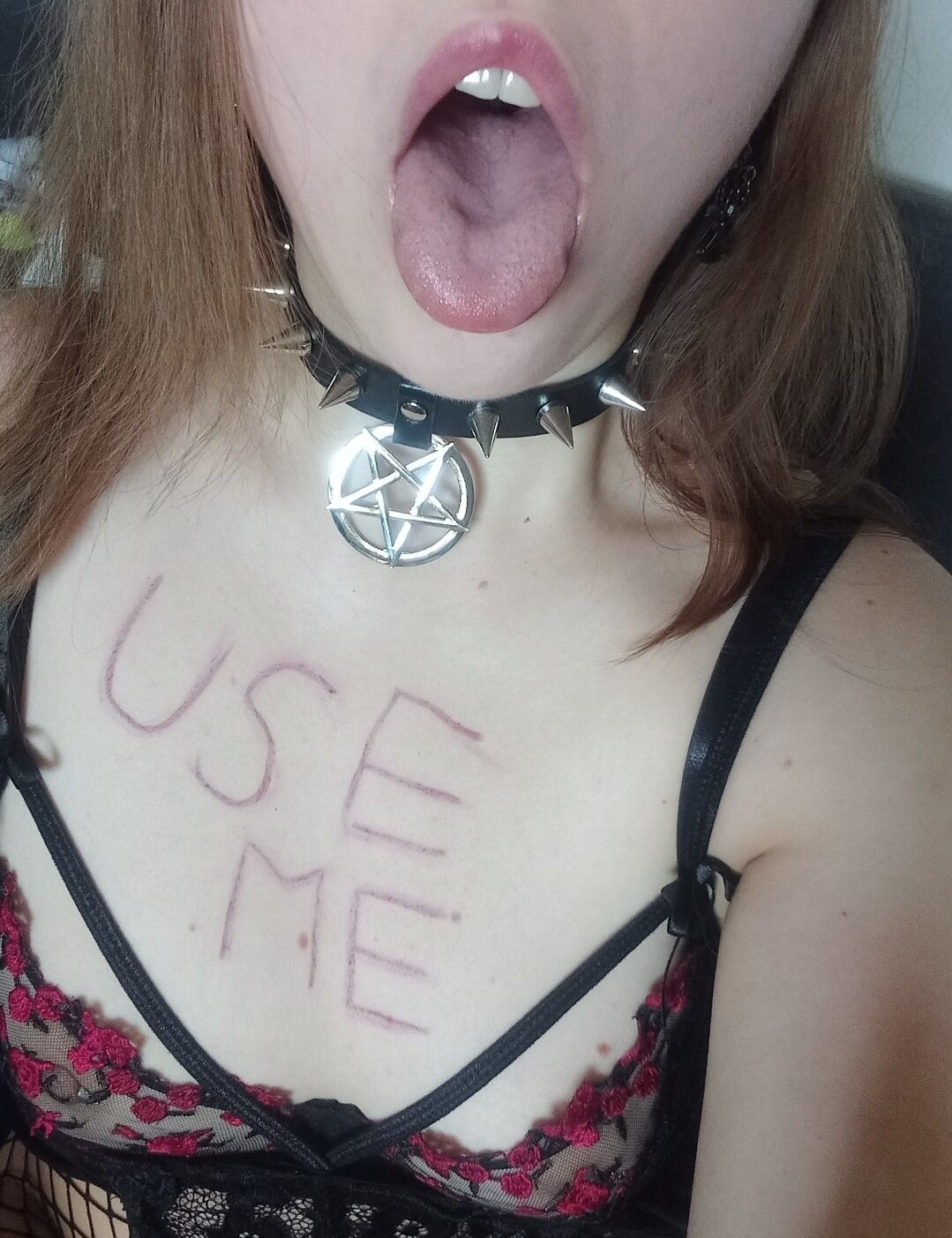 Teen goth slut shows of her body, asking to be used #4